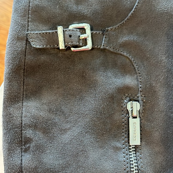 Express tall boot - Picture 3 of 9